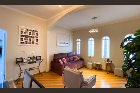 Sala de casa à venda com 2 quartos, 250m² em Jardim Artur Alvim, São Paulo