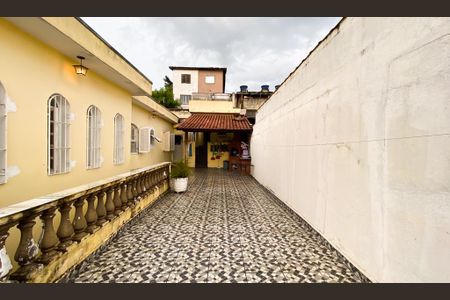 Casa à venda com 250m², 2 quartos e 3 vagasVaranda