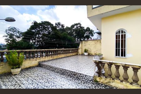 Varanda de casa à venda com 2 quartos, 250m² em Jardim Artur Alvim, São Paulo