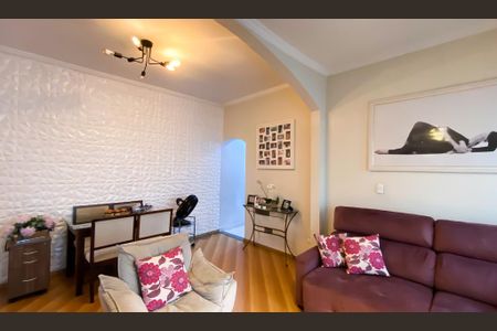 Sala de casa à venda com 2 quartos, 250m² em Jardim Artur Alvim, São Paulo