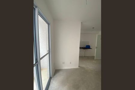 Apartamento à venda com 37m², 2 quartos e 1 vaga Apartamento à venda com 37m², 2 quartos e 1 vagaSala