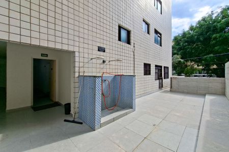 Apartamento para alugar com 70m², 1 quarto e 1 vagaDucha 