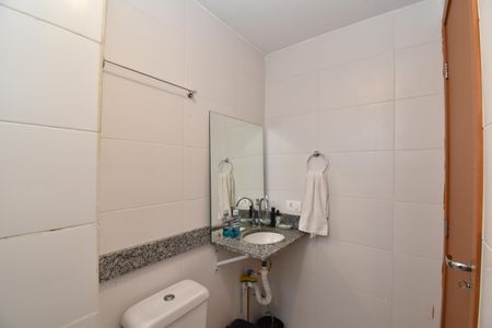 Apartamento para alugar com 64m², 2 quartos e 1 vagaBanheiro 2
