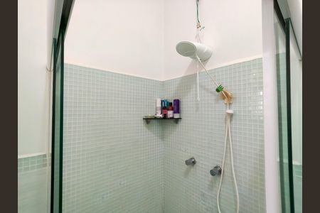 Apartamento à venda com 100m², 2 quartos e 1 vagaBanheiro Corredor