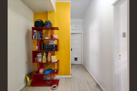 Apartamento à venda com 100m², 2 quartos e 1 vagaCorredor