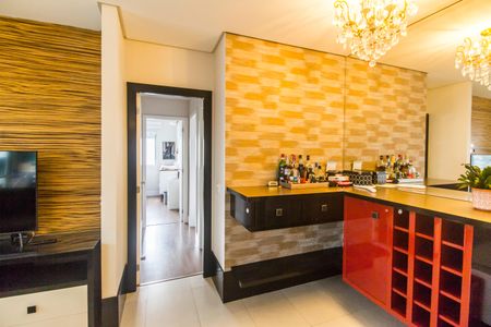 Apartamento para alugar com 132m², 3 quartos e 2 vagasCorredor