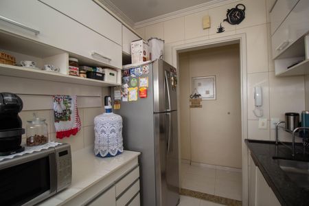 Apartamento à venda com 55m², 2 quartos e 1 vagaCozinha