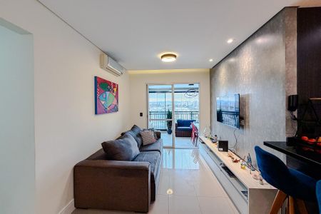 Apartamento à venda com 72m², 2 quartos e 1 vagaSala