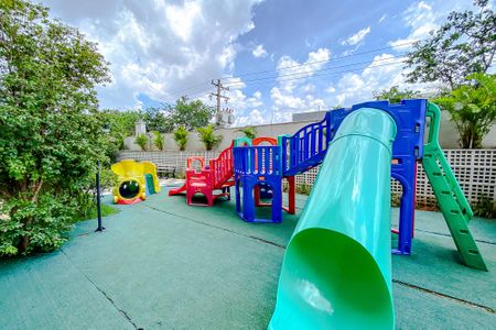 Apartamento à venda com 72m², 2 quartos e 1 vagaÁrea comum - Playground