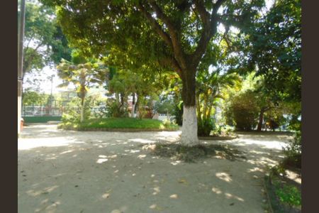 Casa de condomínio para alugar com 211m², 3 quartos e 2 vagas Casa de condomínio para alugar com 211m², 3 quartos e 2 vagasÁrea externa