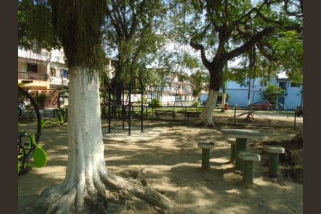 Casa de condomínio para alugar com 211m², 3 quartos e 2 vagas Casa de condomínio para alugar com 211m², 3 quartos e 2 vagasÁrea externa