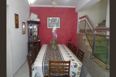 Casa de condomínio para alugar com 211m², 3 quartos e 2 vagas Casa de condomínio para alugar com 211m², 3 quartos e 2 vagasSala