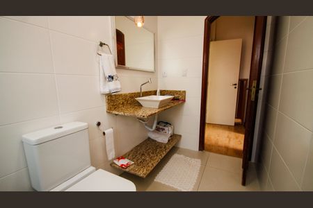 Casa para alugar com 600m², 6 quartos e 4 vagasBanheiro da Suíte 5