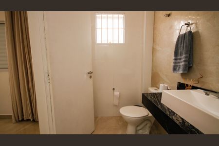 Casa para alugar com 600m², 6 quartos e 4 vagasBanheiro da Suíte 6