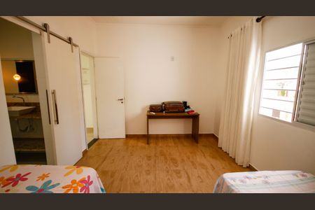 Casa para alugar com 600m², 6 quartos e 4 vagasSuíte 4