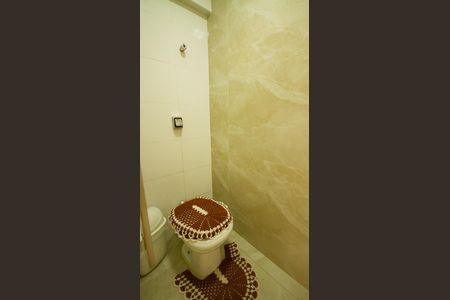 Casa para alugar com 600m², 6 quartos e 4 vagasBanheiro Social