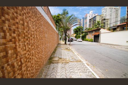 Casa para alugar com 600m², 6 quartos e 4 vagasFachada