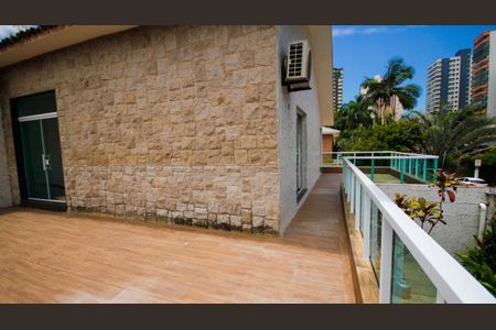 Casa para alugar com 600m², 6 quartos e 4 vagasVaranda