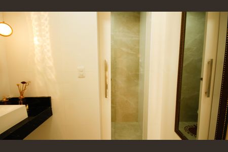 Casa para alugar com 600m², 6 quartos e 4 vagasBanheiro Social