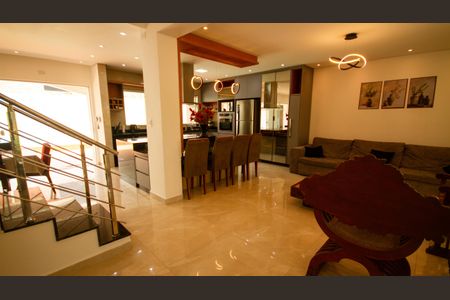 Casa para alugar com 600m², 6 quartos e 4 vagasSala de Estar