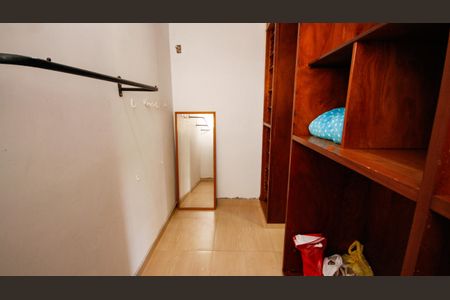 Casa para alugar com 600m², 6 quartos e 4 vagasCloset da suíte 4