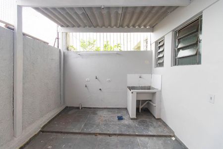 Casa para alugar com 90m², 2 quartos e 2 vagasÁrea de Serviço