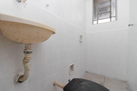 Casa para alugar com 90m², 2 quartos e 2 vagasBanheiro de serviço