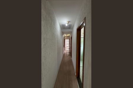 Corredor de casa à venda com 3 quartos, 118m² em Parque Oratório, Santo André