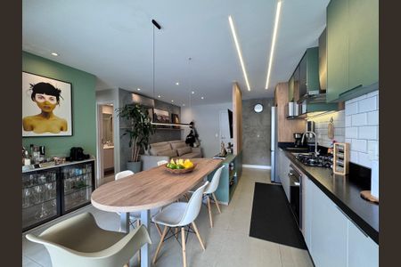 Sala de apartamento à venda com 2 quartos, 72m² em Recreio dos Bandeirantes, Rio de Janeiro