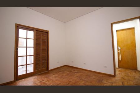 Casa para alugar com 5 quartos, 300m² em Vila Prudente, São Paulo