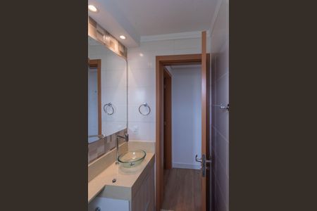 Apartamento para alugar com 55m², 2 quartos e 2 vagas Apartamento para alugar com 55m², 2 quartos e 2 vagasBanheiro