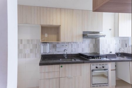 Apartamento para alugar com 55m², 2 quartos e 2 vagas Apartamento para alugar com 55m², 2 quartos e 2 vagasCozinha
