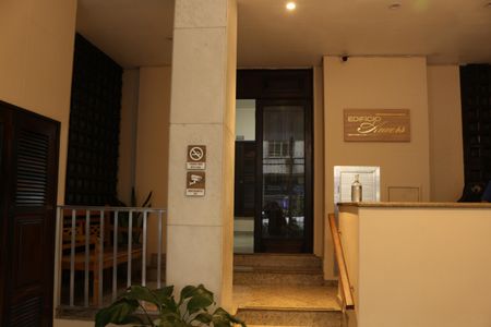 Apartamento à venda com 30m², 1 quarto e sem vagaFachada e portaria