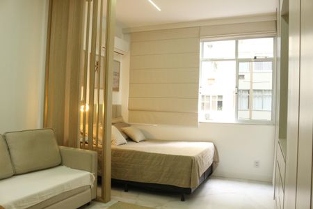 Sala de apartamento à venda com 1 quarto, 30m² em Leme, Rio de Janeiro