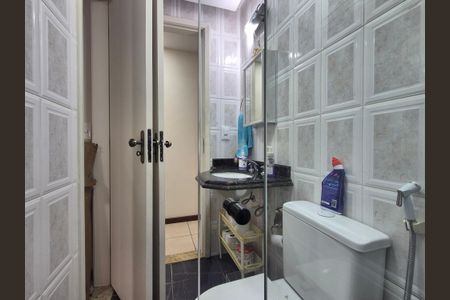 Apartamento à venda com 120m², 3 quartos e 2 vagasBanheiro quarto 2
