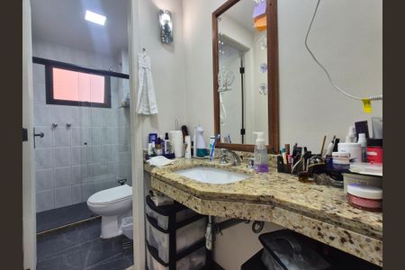 Apartamento à venda com 120m², 3 quartos e 2 vagasBanheiro quarto 3