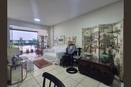 Apartamento à venda com 120m², 3 quartos e 2 vagasSala 