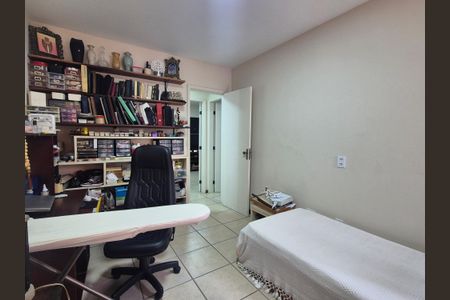 Apartamento à venda com 120m², 3 quartos e 2 vagasQuarto 