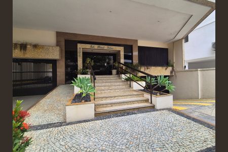 Apartamento à venda com 120m², 3 quartos e 2 vagasEntrada 