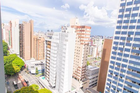 Vista da Sala de apartamento para alugar com 2 quartos, 60m² em Bigorrilho, Curitiba