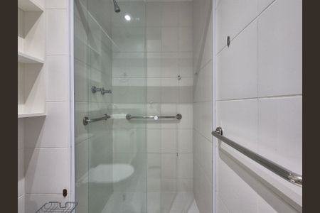 Apartamento à venda com 100m², 3 quartos e 2 vagas Apartamento à venda com 100m², 3 quartos e 2 vagasBanheiro social