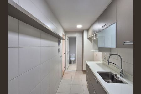 Apartamento à venda com 100m², 3 quartos e 2 vagas Apartamento à venda com 100m², 3 quartos e 2 vagasCozinha
