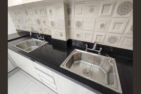 Apartamento à venda com 130m², 4 quartos e sem vagaCozinha