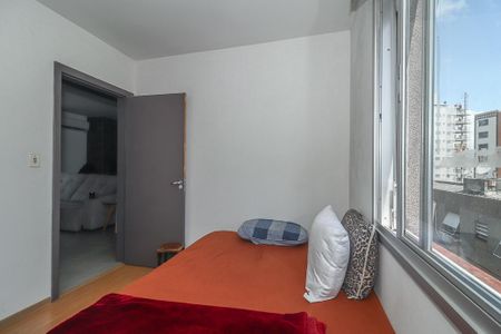 Quarto de apartamento à venda com 2 quartos, 70m² em Bela Vista, Porto Alegre