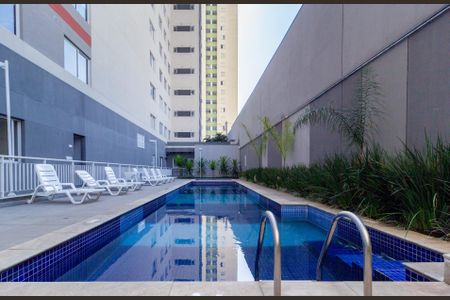 Apartamento à venda com 45m², 2 quartos e sem vagaPiscina