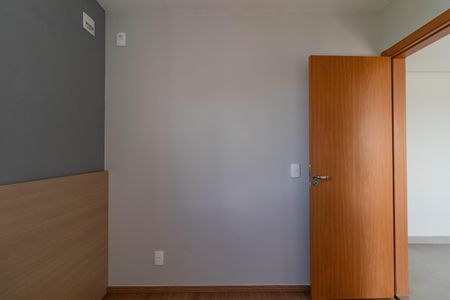 Quarto 1 de apartamento para alugar com 2 quartos, 32m² em Lapa, São Paulo
