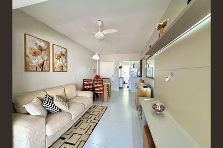 Sala  de apartamento para alugar com 2 quartos, 79m² em Tristeza, Porto Alegre