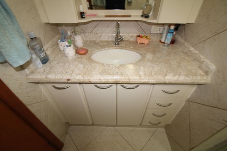 Apartamento para alugar com 72m², 3 quartos e 1 vagaBanheiro