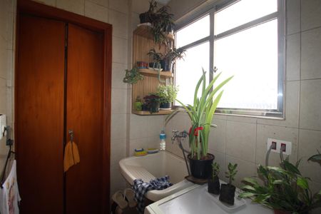 Apartamento para alugar com 72m², 3 quartos e 1 vagaÁrea de Serviço