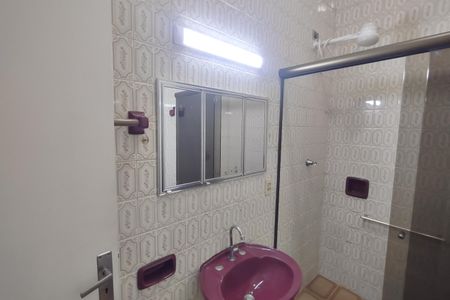 Casa à venda com 129m², 3 quartos e 2 vagasBanheiro 1